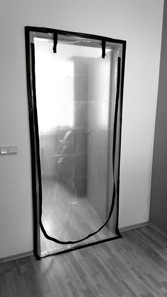 AM-Folien Staubschutztür mit Reißverschluss, 2,10 x 1,10 m AM-Folien Staubschutztür mit Reißverschluss, 2,10 x 1,10 m